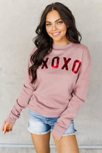Load image into Gallery viewer, Xoxo Glitter Letter Print Graphic Sweatshirt