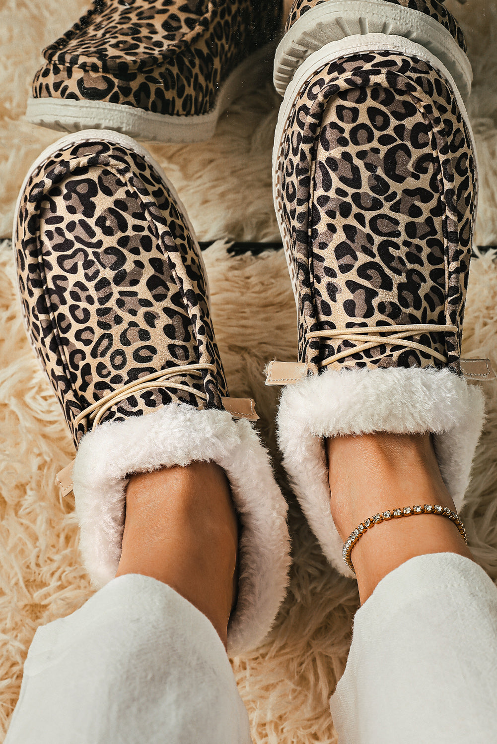 Cheetah Pattern Lace Up Casual Flat Plush Boots